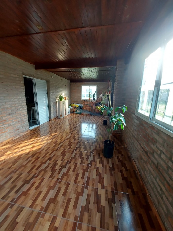 Vendo casa lista para mudarse en San Benito, 3 habitaciones, gran patio con verde