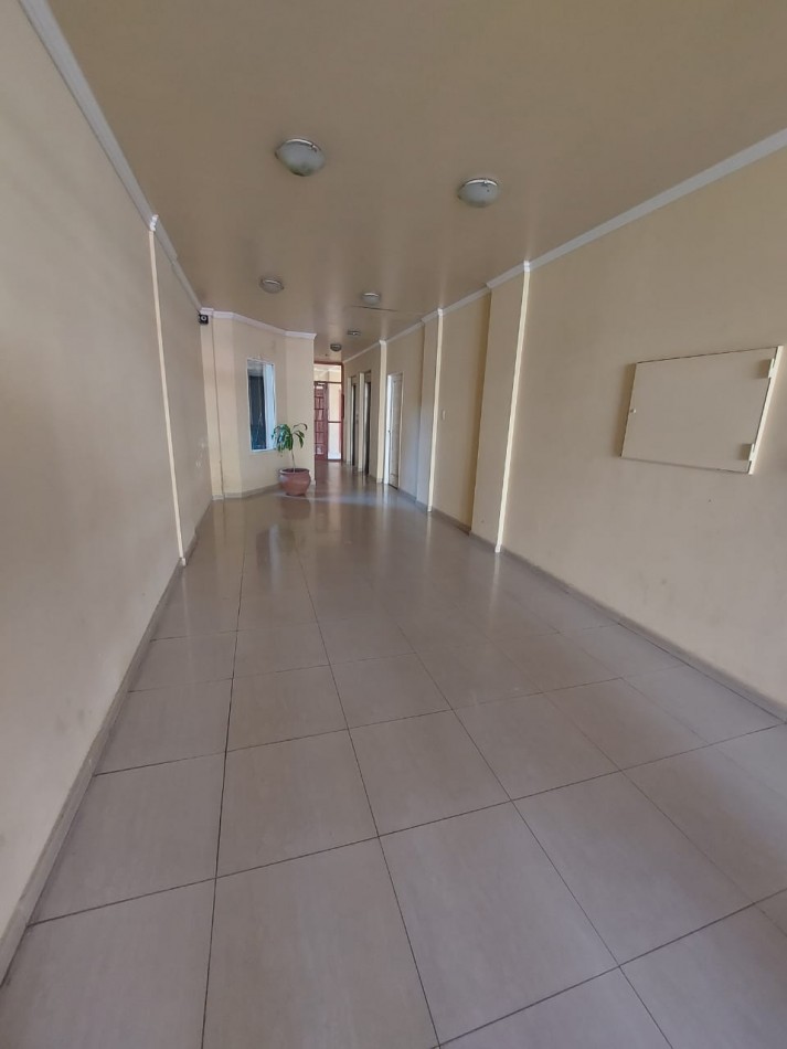 Atencion Inversores, excelente departamento centrico - Vendo