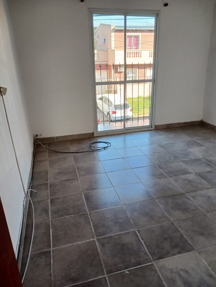 Duplex en venta, zona Gazzano, Parana