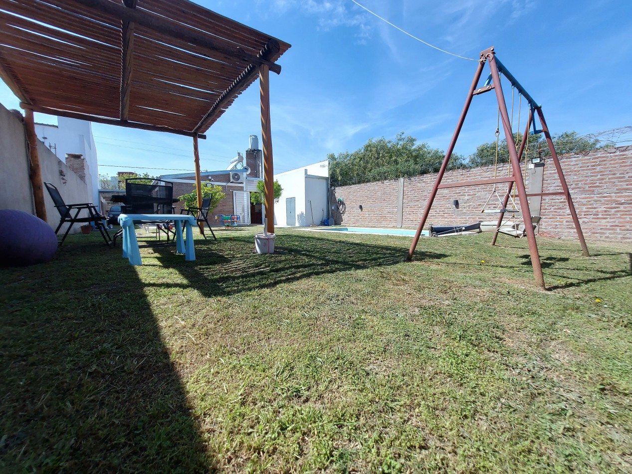 VENDO CASA 2 HABITACIONES, VERDE, PILETA