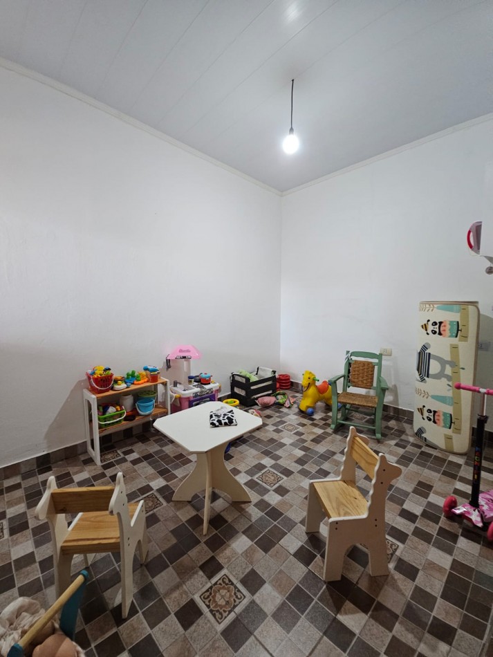 Casa en venta 2 dormirnos, excelente estado.