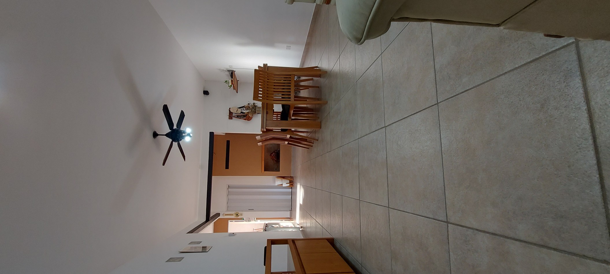Casa en venta 2 dormirnos, excelente estado.