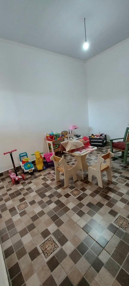 Casa en venta 2 dormirnos, excelente estado.