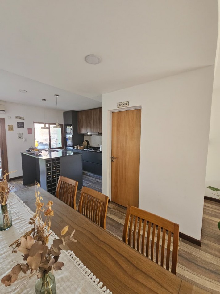 Se vende Duplex 2 dormitorios de 1° calidad. Parana, Entre Rios