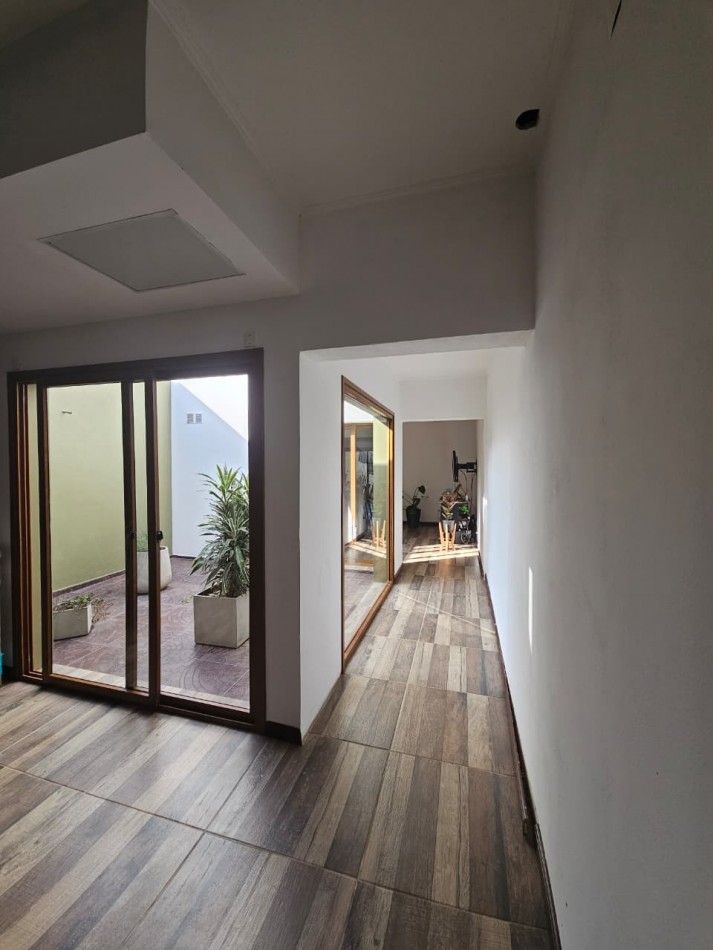 Se vende Duplex 2 dormitorios de 1° calidad. Parana, Entre Rios