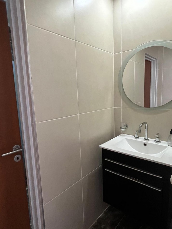 Se vende Duplex 2 dormitorios de 1° calidad. Parana, Entre Rios