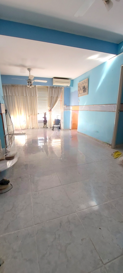 Pellegrini 194. Departamento centrico 2 d y cochera 