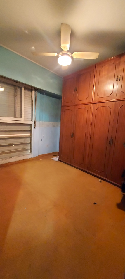 Pellegrini 194. Departamento centrico 2 d y cochera 