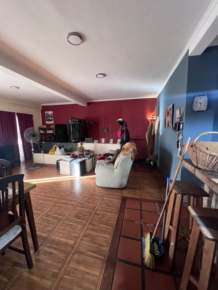 Departamento 2 dormitorios, zona Plaza Saenz Peña