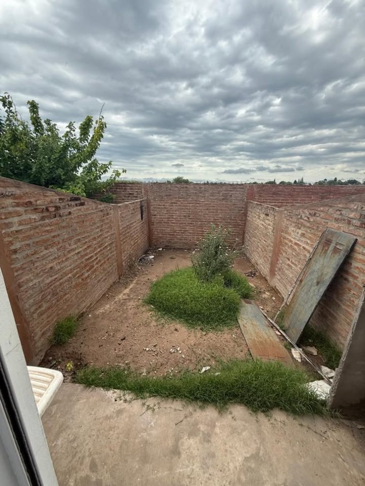 Casa 1 dormitorio venta/alquiler, Crisologo Larralde 1129, Parana