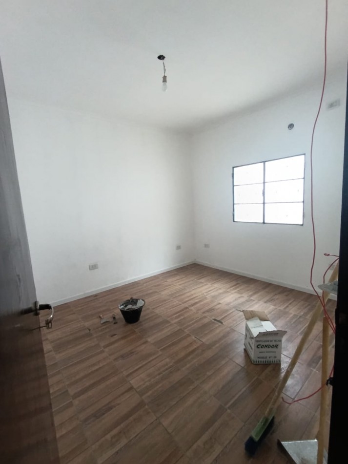 Alquiler Parana, casa 2 dormitorios, Interna. Excelente