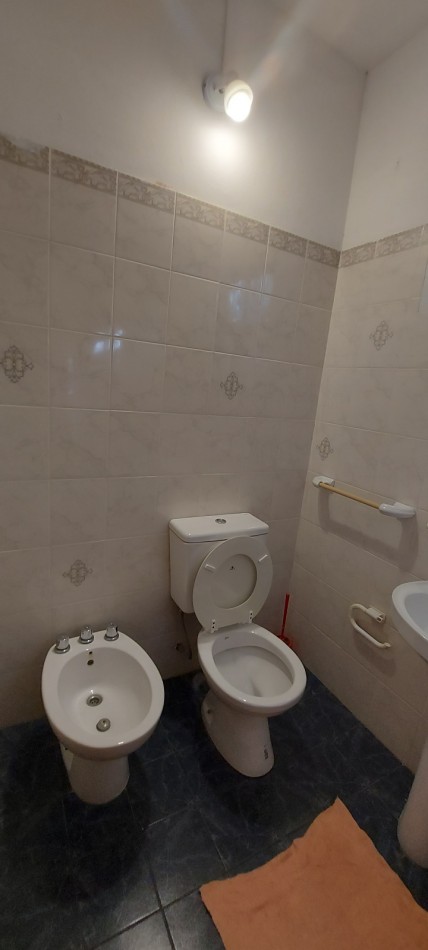 CASA EN VILLA URQUIZA, AMOBLADA Y EQUIPADA