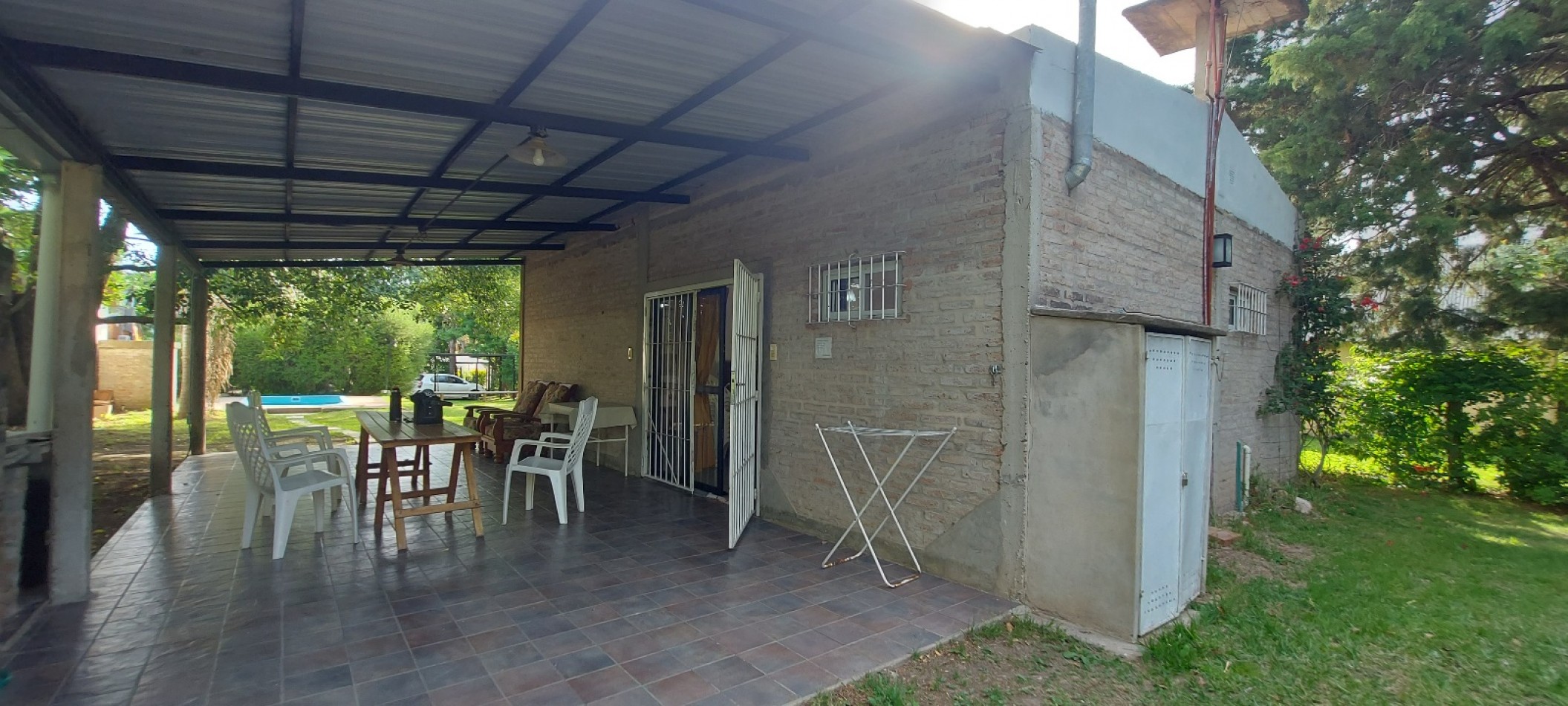 CASA EN VILLA URQUIZA, AMOBLADA Y EQUIPADA