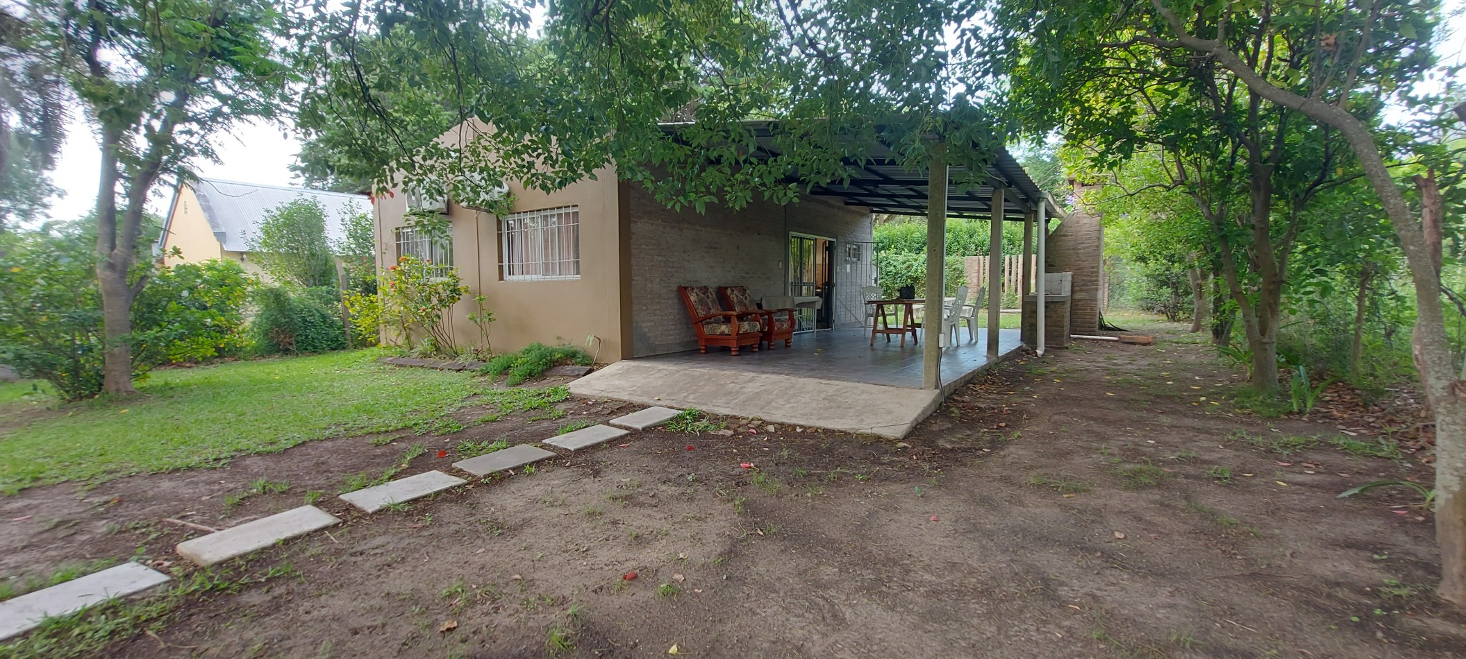 CASA EN VILLA URQUIZA, AMOBLADA Y EQUIPADA