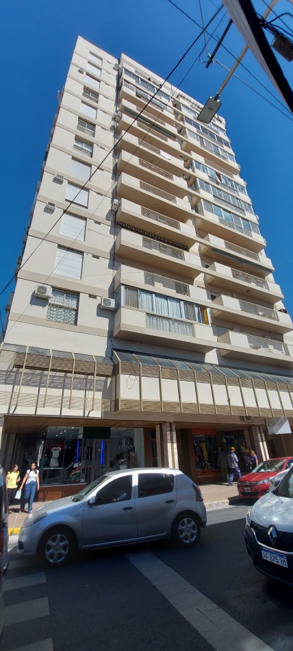 Departamento centrico 2 dormitorios en venta, Parana