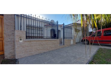 Victoria a nts de Ramirez, hermosa casa en venta 