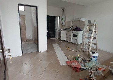 Alquiler Parana, casa 2 dormitorios, Interna. Excelente